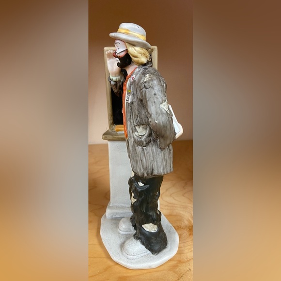 EMMETT KELLY JR CLOWN LARGE FIGURINE TEACHER COLLECTIBLE  SIGNED MUST SEE - Picture 2 of 5